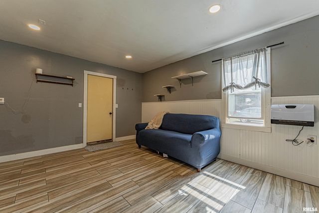 2145 LINCOLN Street, Beason, IL 62512