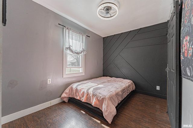 2145 LINCOLN Street, Beason, IL 62512