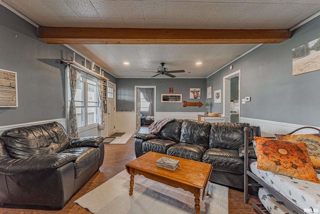 2145 LINCOLN Street, Beason, IL 62512