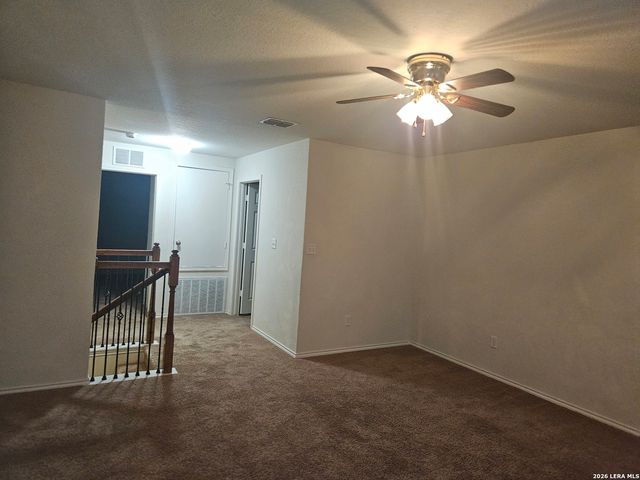 178 Hidden Knoll, Selma, TX 78154