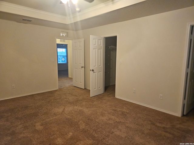 178 Hidden Knoll, Selma, TX 78154