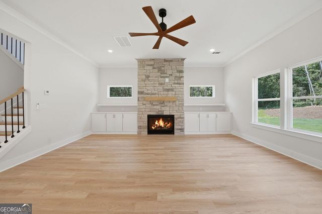 43 Kirk Road NW, White, GA 30184