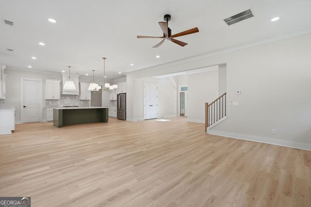 43 Kirk Road NW, White, GA 30184