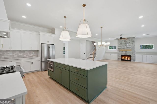 43 Kirk Road NW, White, GA 30184