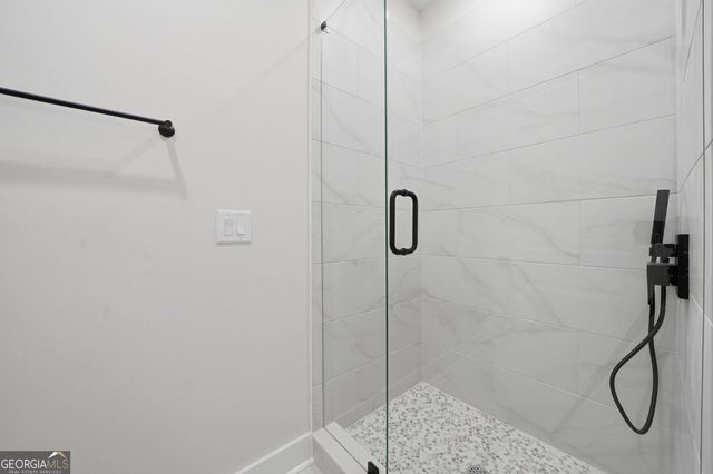 43 Kirk Road NW, White, GA 30184