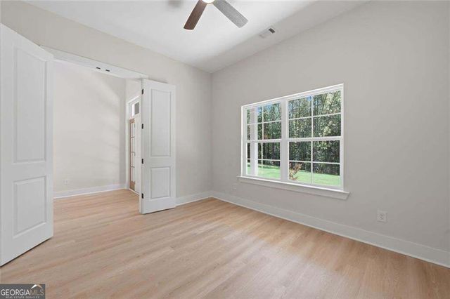 43 Kirk Road NW, White, GA 30184