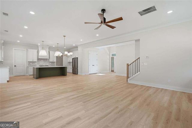 43 Kirk Road NW, White, GA 30184