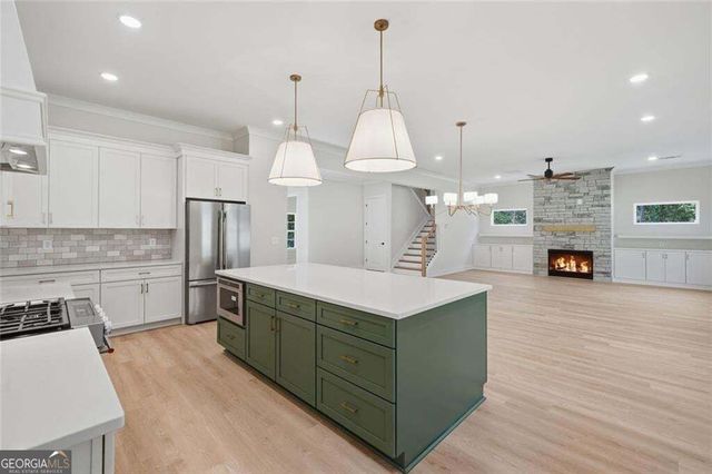43 Kirk Road NW, White, GA 30184