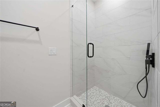 43 Kirk Road NW, White, GA 30184