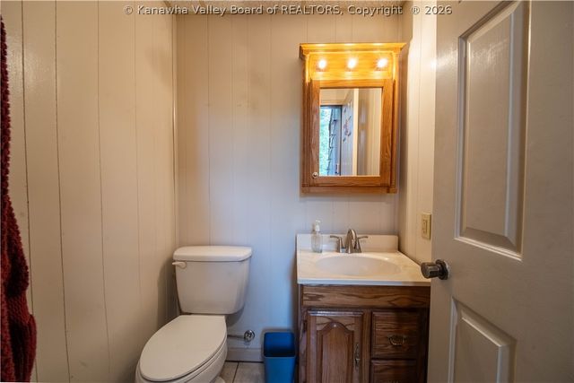 1003 Lynn Oak Drive, Charleston, WV 25313