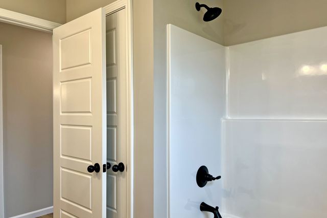 1109 Brook Court, Franklin, KY 42134