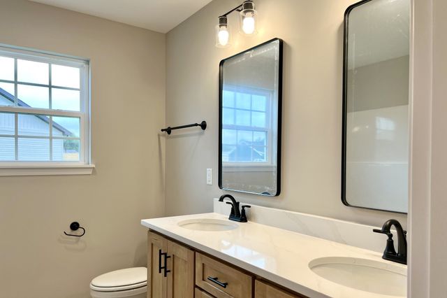 1109 Brook Court, Franklin, KY 42134