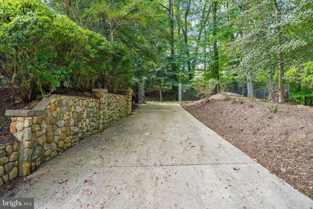 702 & 704 SLIGO CREEK PKWY, Takoma Park, MD 20912