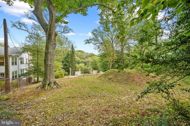 702 & 704 SLIGO CREEK PKWY, Takoma Park, MD 20912