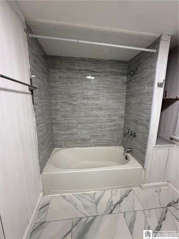 8 Elliott Avenue, Jamestown, NY 14701