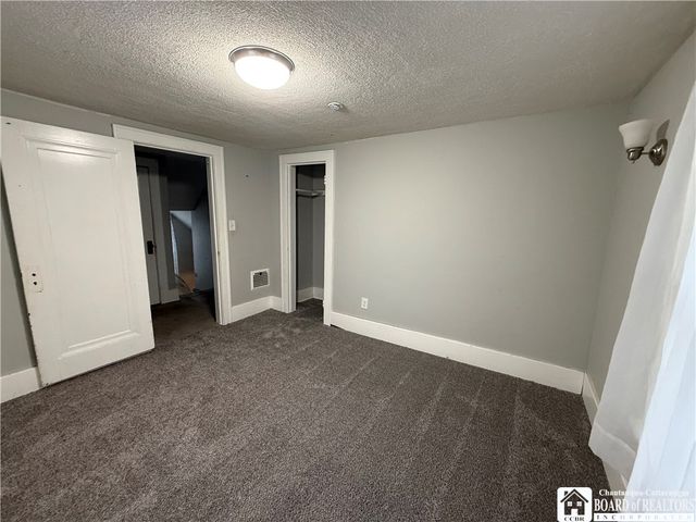 8 Elliott Avenue, Jamestown, NY 14701