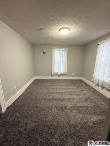 8 Elliott Avenue, Jamestown, NY 14701