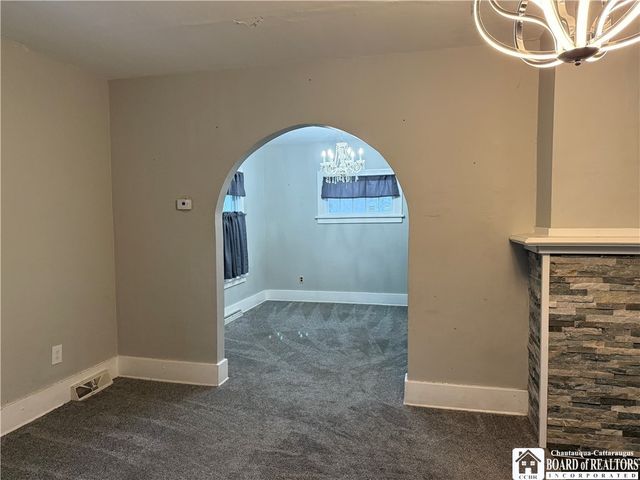 8 Elliott Avenue, Jamestown, NY 14701