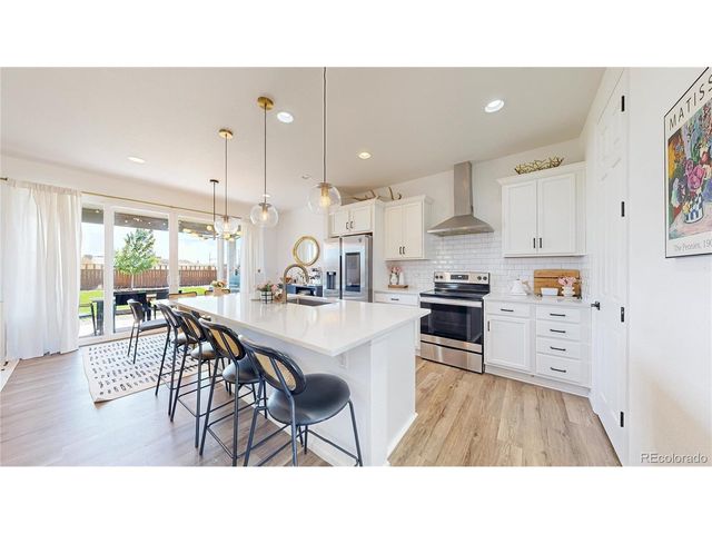 6163 Easton Cir, Longmont, CO 80504