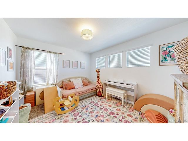 6163 Easton Cir, Longmont, CO 80504