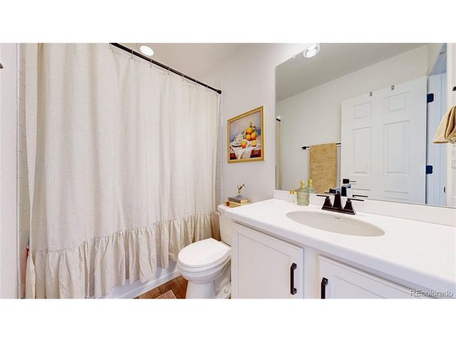 6163 Easton Cir, Longmont, CO 80504
