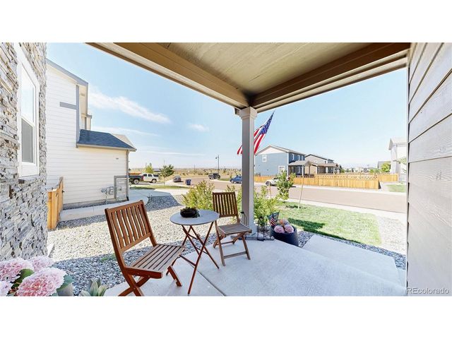 6163 Easton Cir, Longmont, CO 80504