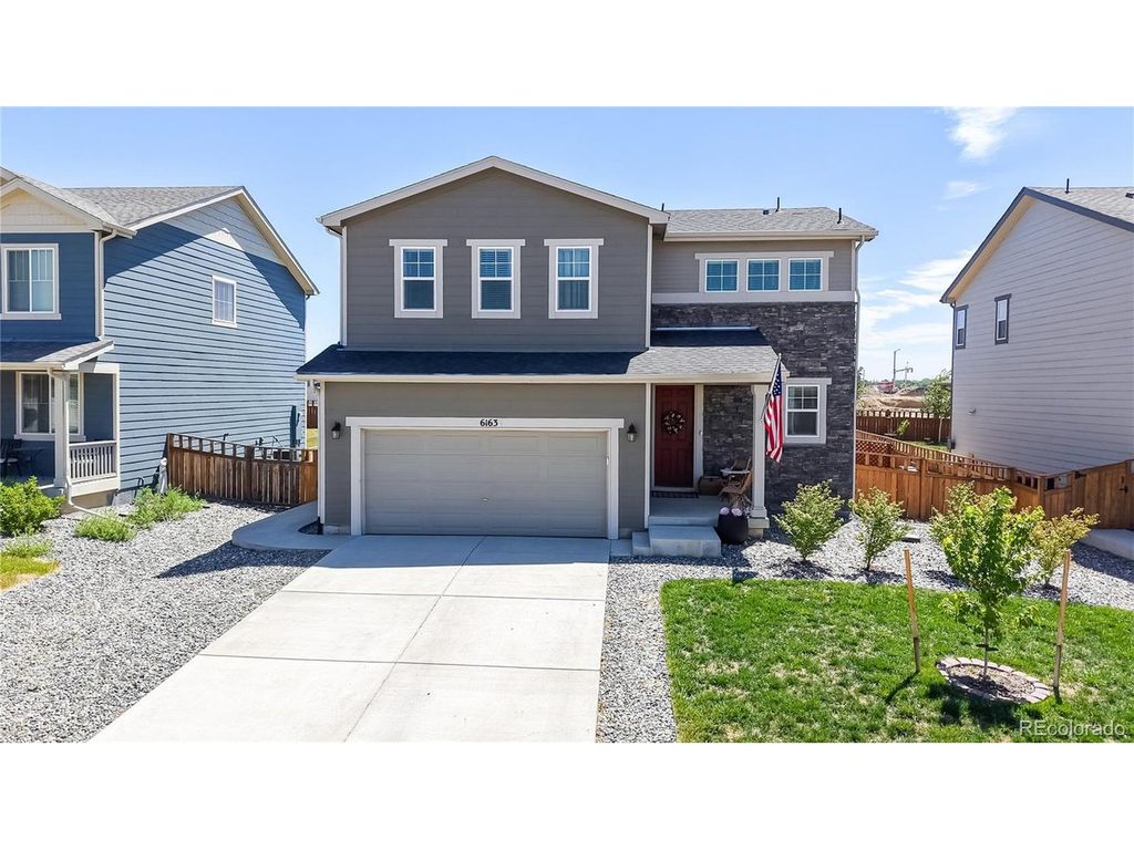 6163 Easton Cir, Longmont, CO 80504