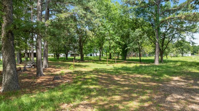 2000 COUNTY ROAD 2420, Honey Grove, TX 75446