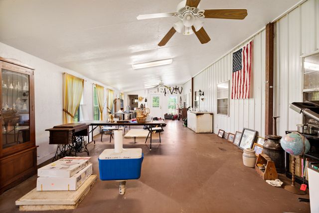 2000 COUNTY ROAD 2420, Honey Grove, TX 75446