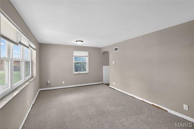 6839 Chamberlain Court, St Louis, MO 63130