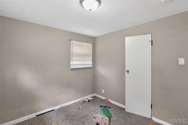 6839 Chamberlain Court, St Louis, MO 63130