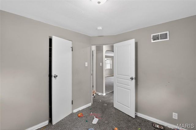6839 Chamberlain Court, St Louis, MO 63130