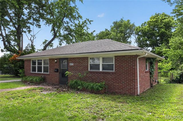 6839 Chamberlain Court, St Louis, MO 63130