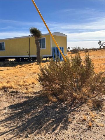 12729 Rochester, Phelan, CA 92371