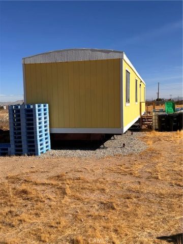 12729 Rochester, Phelan, CA 92371