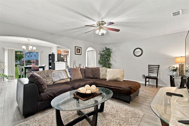 4709 ASHBURN POND WAY, Tampa, FL 33610