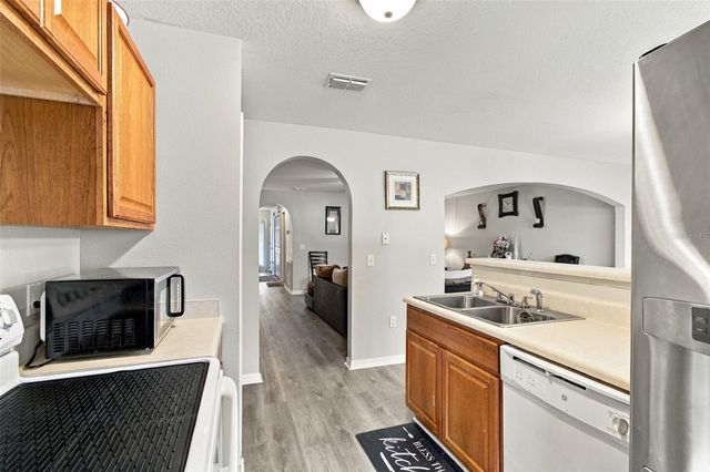 4709 ASHBURN POND WAY, Tampa, FL 33610