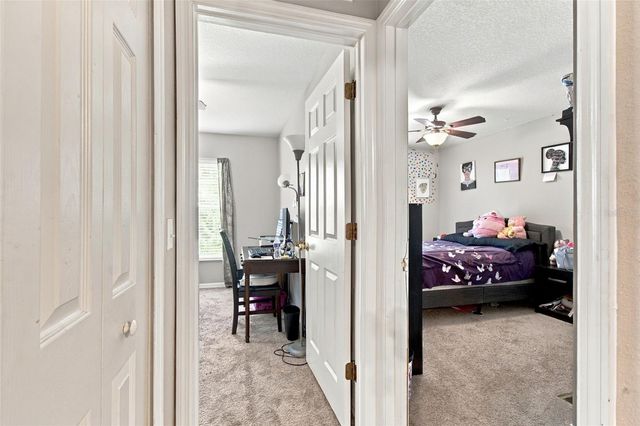 4709 ASHBURN POND WAY, Tampa, FL 33610
