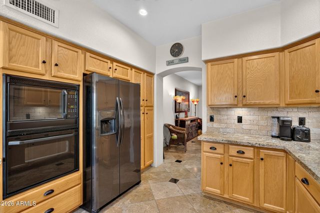 333 N PENNINGTON Drive 20, Chandler, AZ 85224