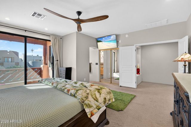 333 N PENNINGTON Drive 20, Chandler, AZ 85224