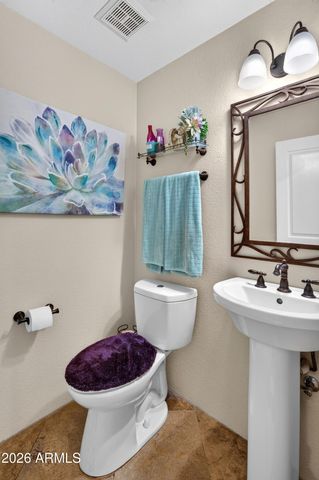 333 N PENNINGTON Drive 20, Chandler, AZ 85224