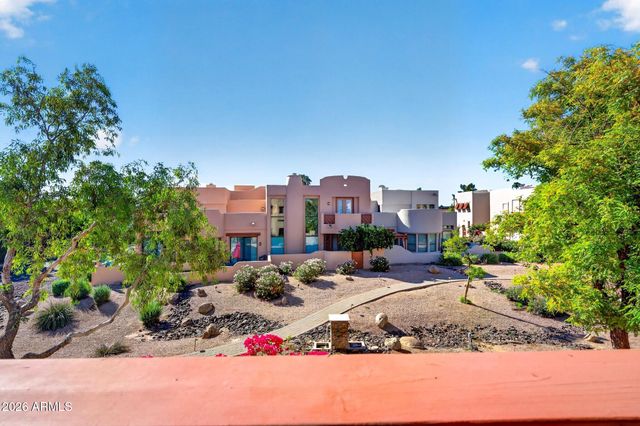 333 N PENNINGTON Drive 20, Chandler, AZ 85224