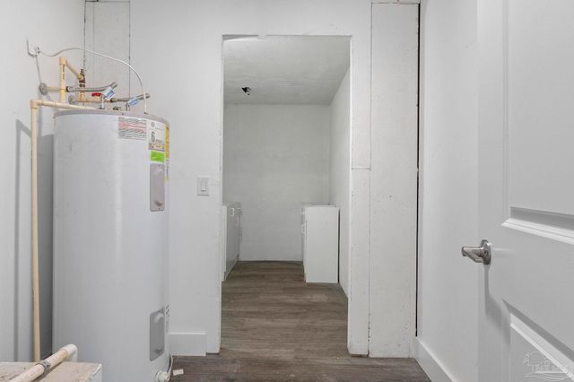 800 Shadow Ridge Dr, Pensacola, FL 32514