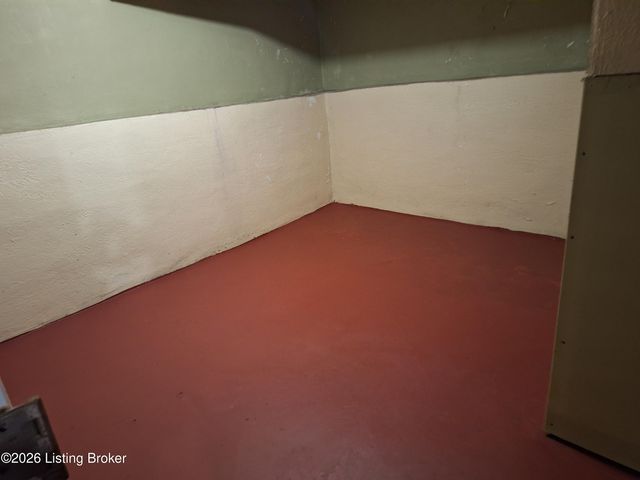 56 Nichols Dr, Louisville, KY 40215