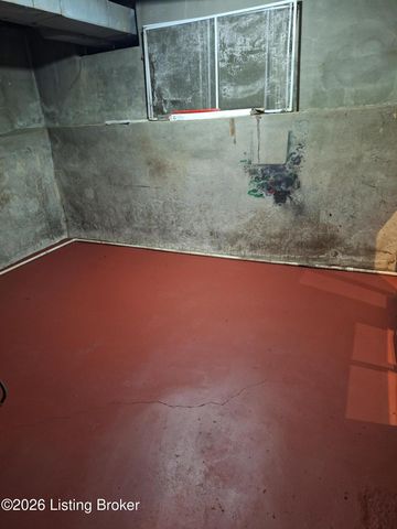 56 Nichols Dr, Louisville, KY 40215