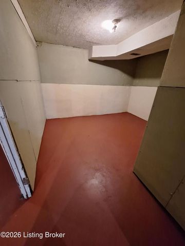 56 Nichols Dr, Louisville, KY 40215