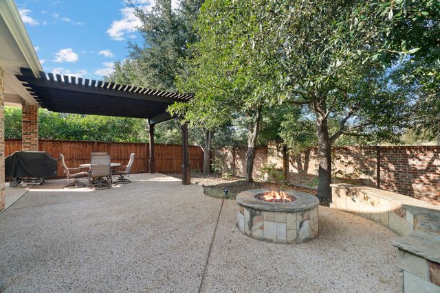 9352 Blanco Drive, Lantana, TX 76226