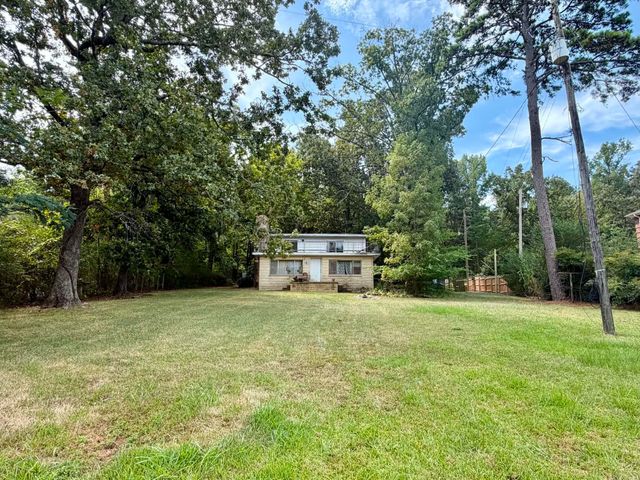 610 Randall Rd, Hot Springs, AR 71913
