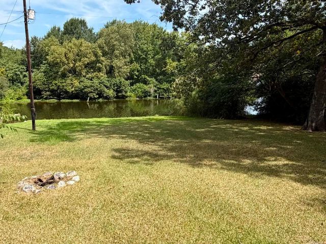 610 Randall Rd, Hot Springs, AR 71913