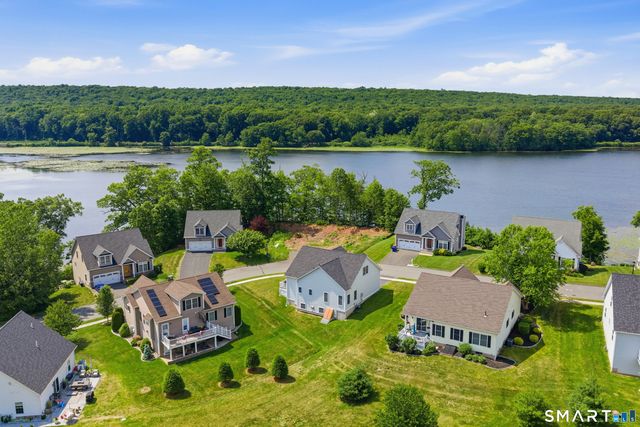 100 Silver Island Way, Berlin, CT 06037